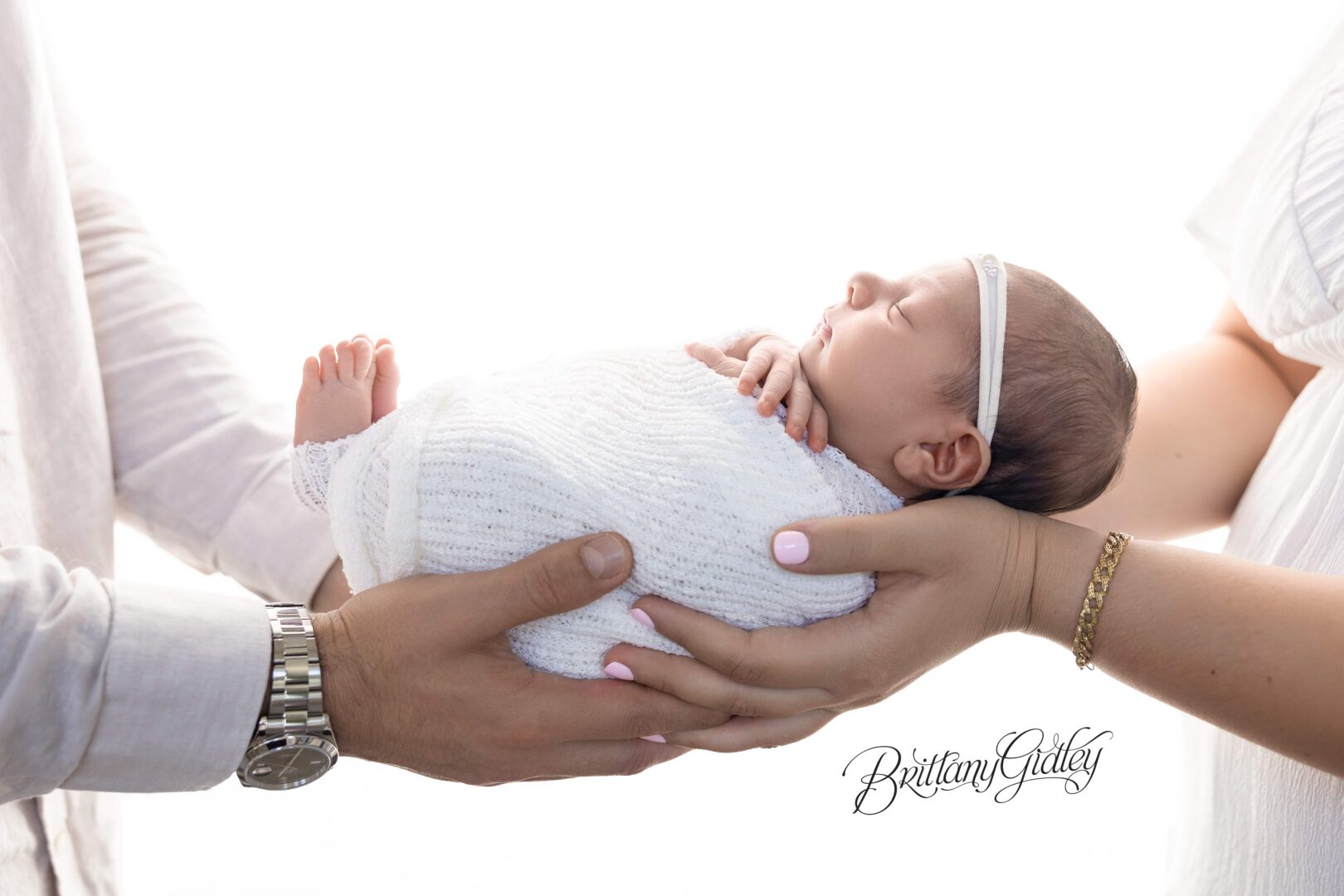 Dreamy Newborn Baby Photo Shoot