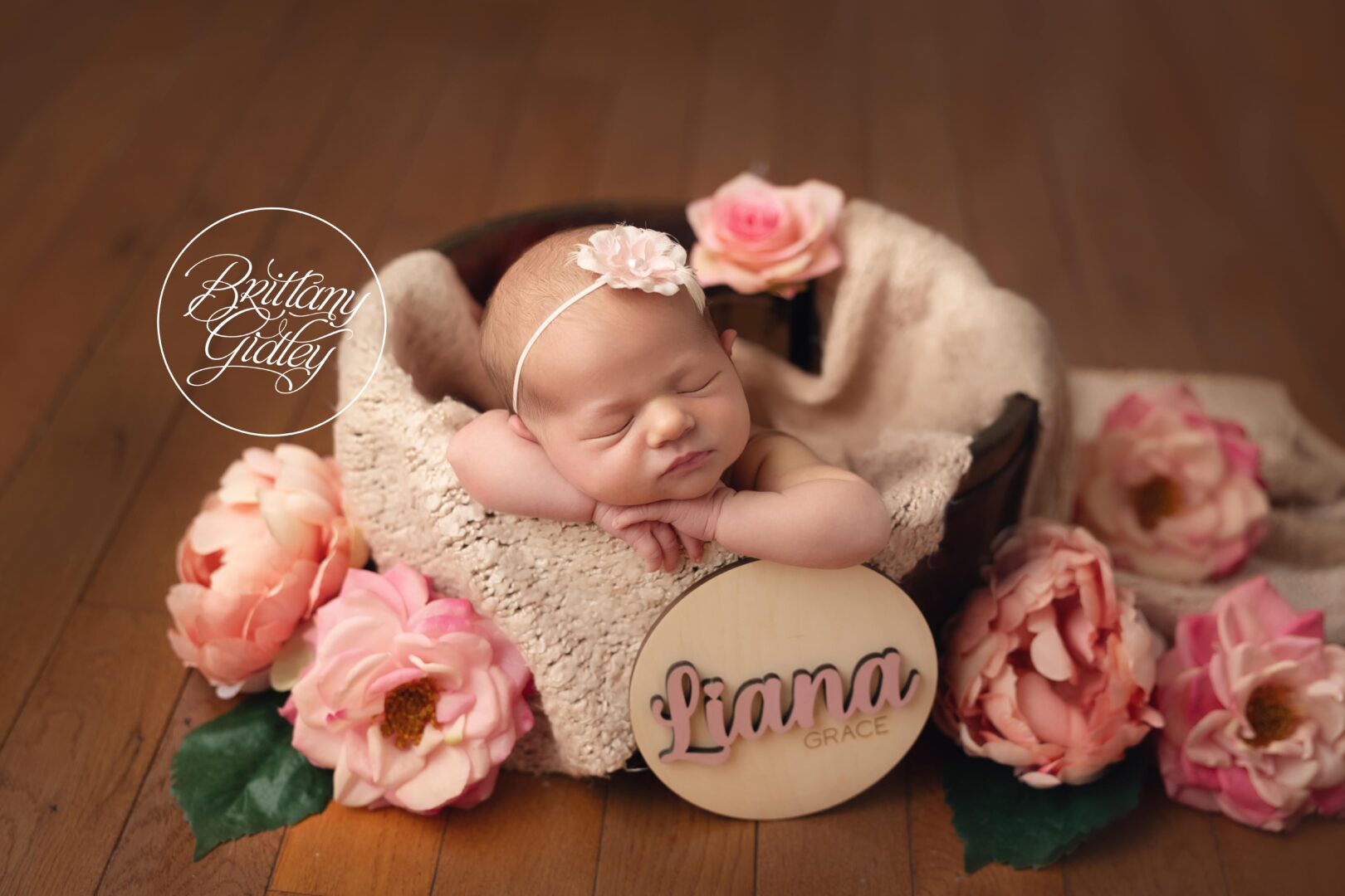 Timeless Newborn Baby Photo Shoot Cleveland