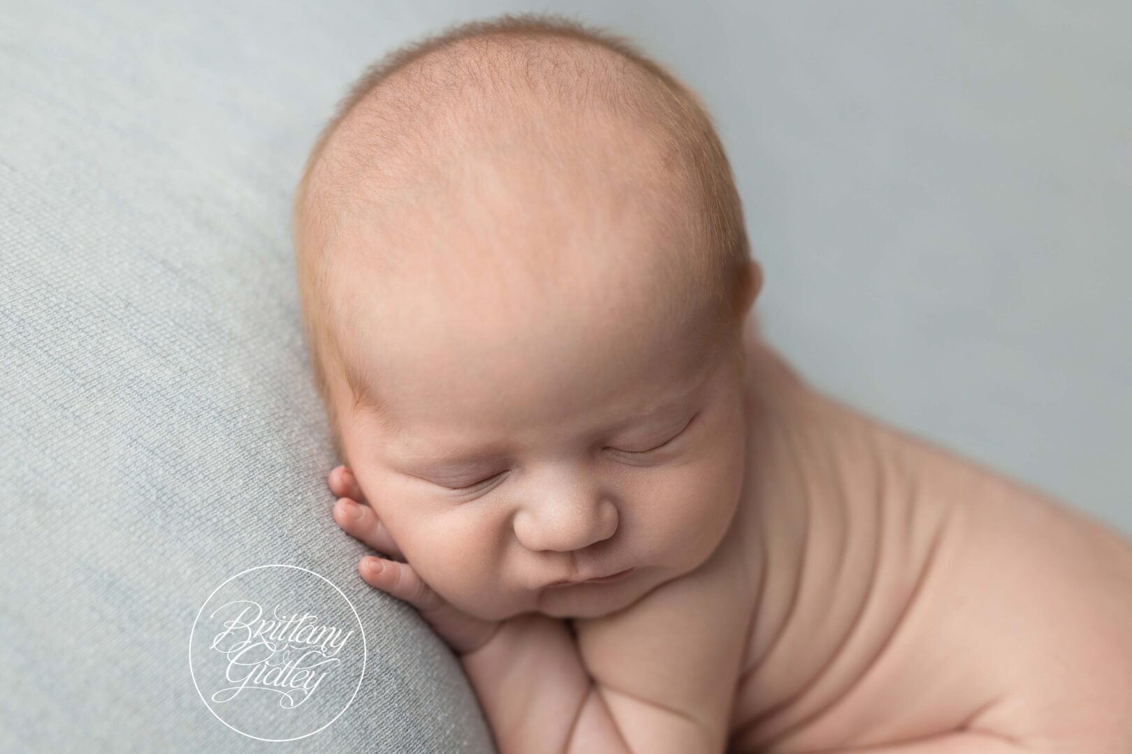 Cleveland Ohio's Best Newborn Child and Family Photography