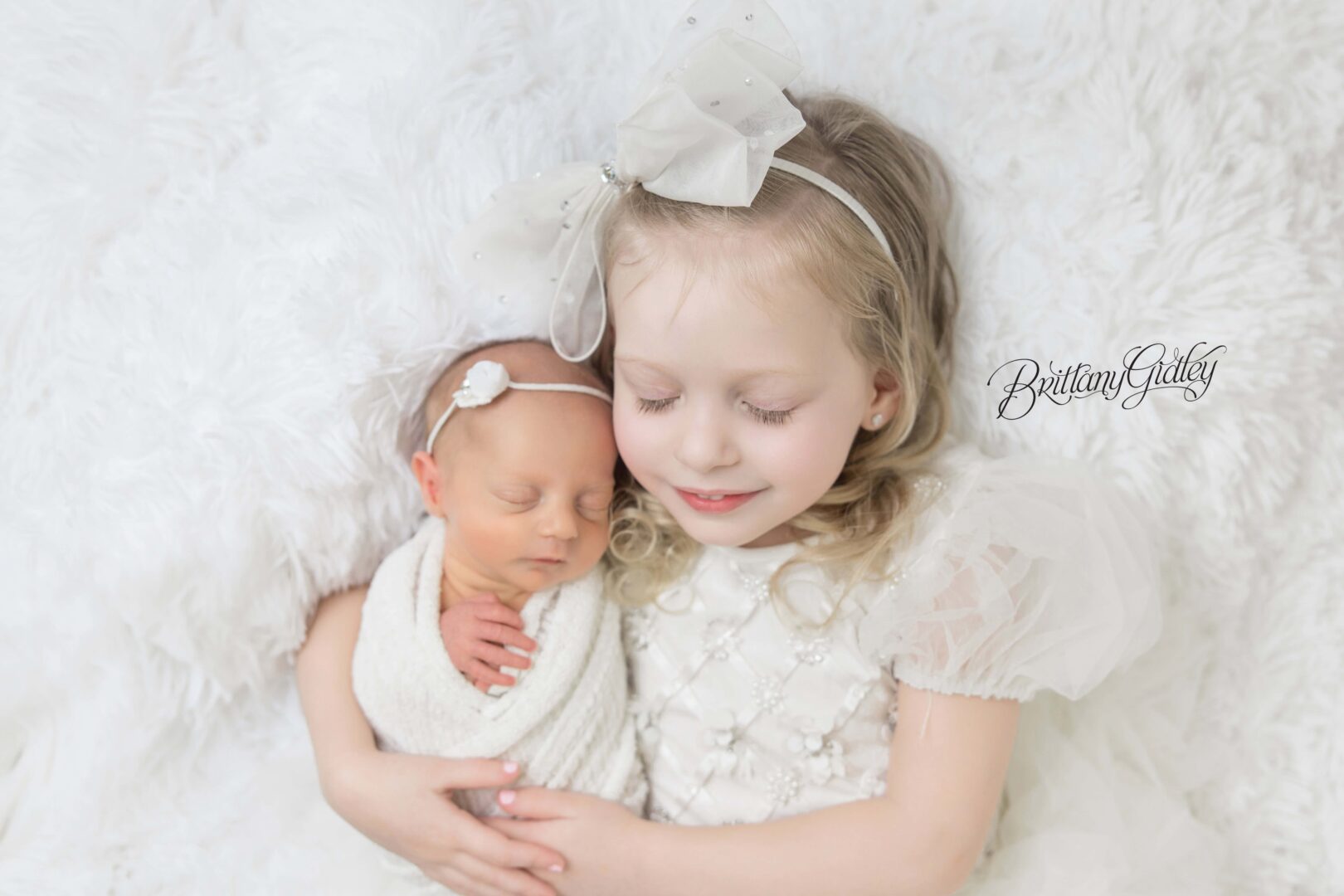 Sisters Photo Shoot Newborn Baby Girl