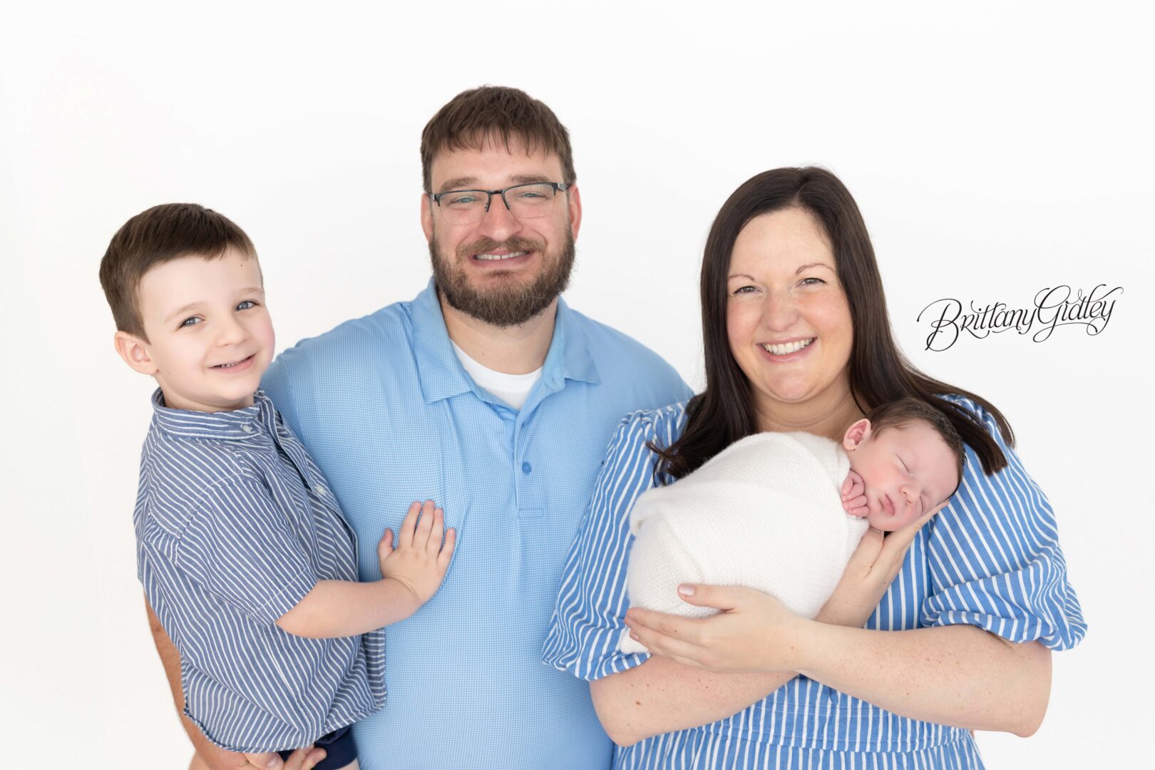 Northfield Family with Newborn Photo Shoot