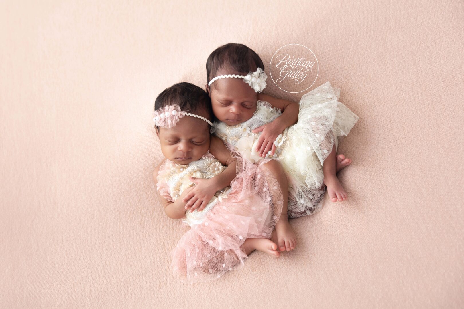 Newborn Cleveland Photography