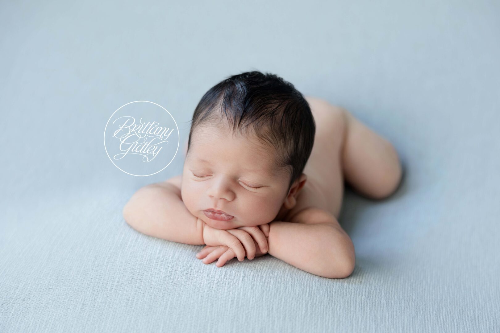 Solon Newborn Photo Shoot In Home