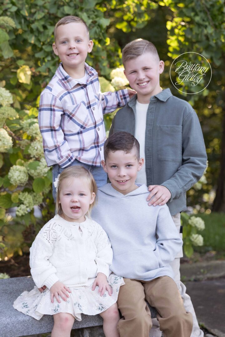 Sibling Pictures