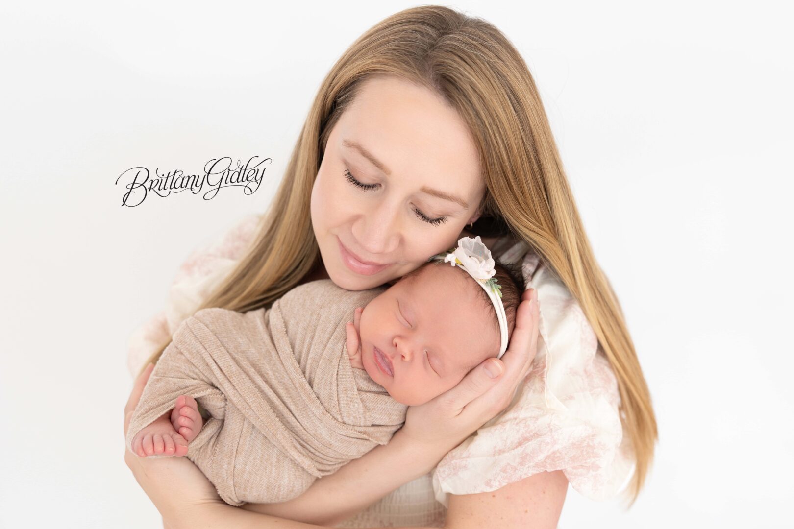 Cleveland Newborn Photography