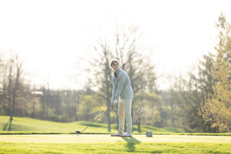Golf Course Senior Photo Shoot